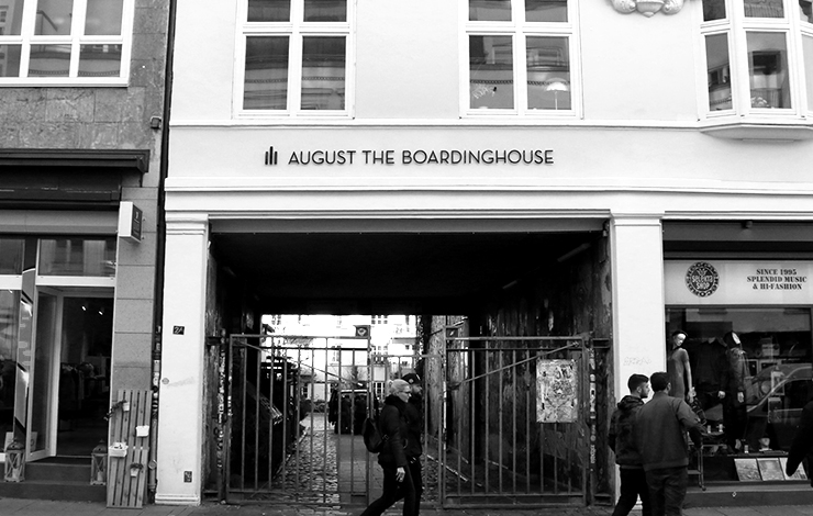 august the boardinghouse hamburg